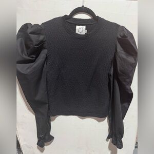 Black Fitted Puff Sleeve Blouse